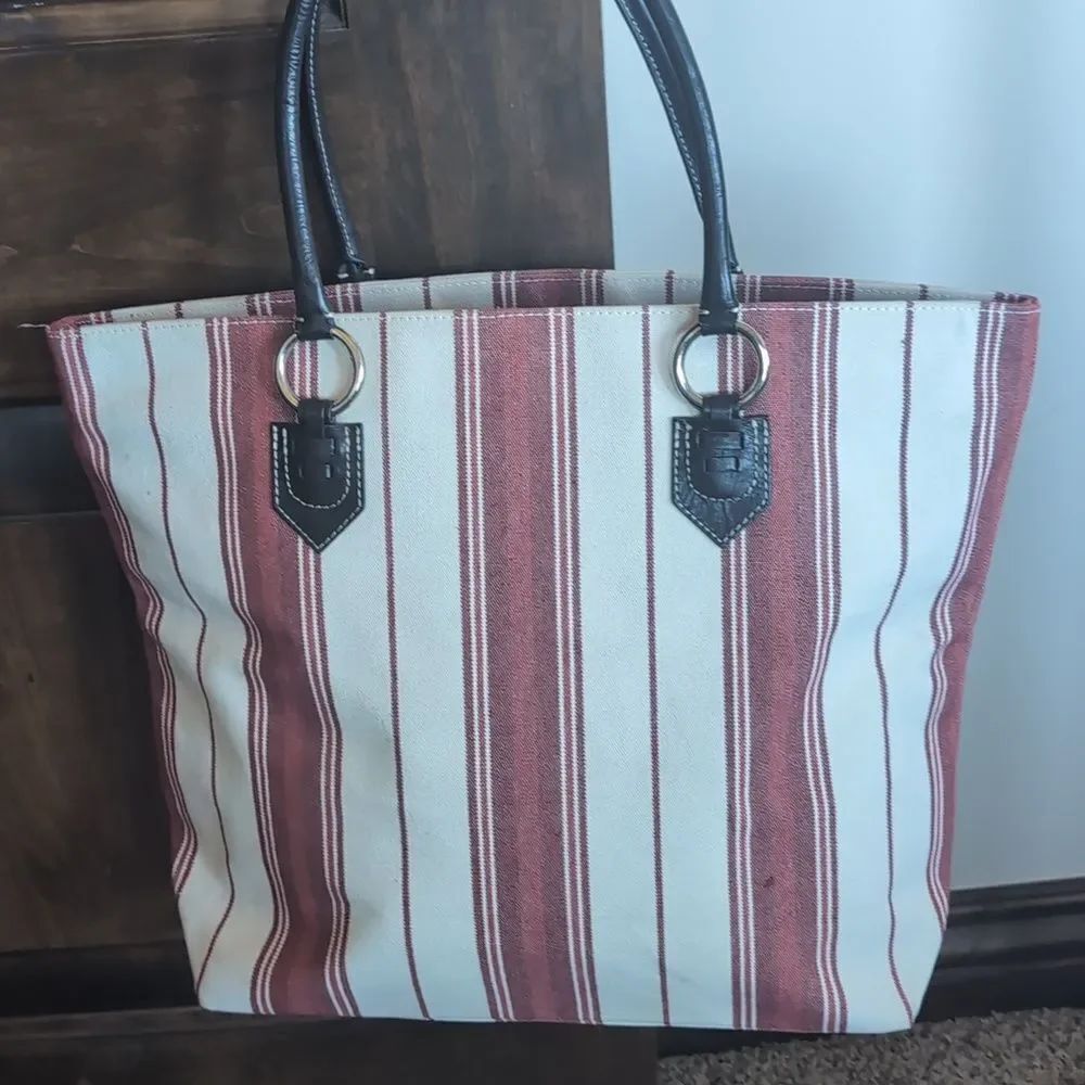 Banana Republic XL Striped Red & Cream Canvas Tote Bag w Black Leather Handles - Picture 11 of 17
